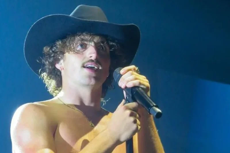 Benson Boone Net Worth From TikTok Covers to Multi-Million Dollar Pop Stardom